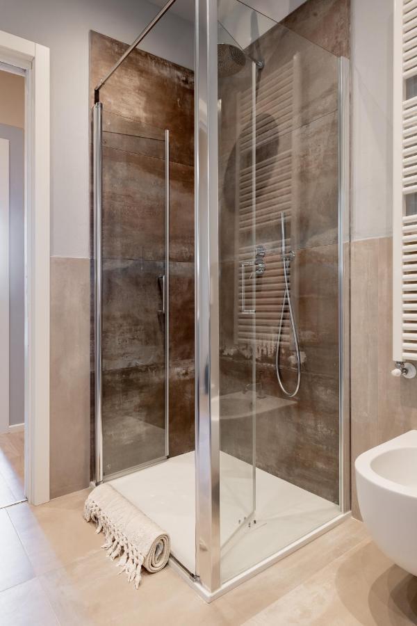 Serendipity Apartment Lucca Bagian luar foto